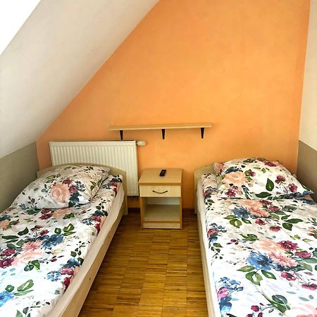 Hostel Nuove Frontiere 尼萨 外观 照片