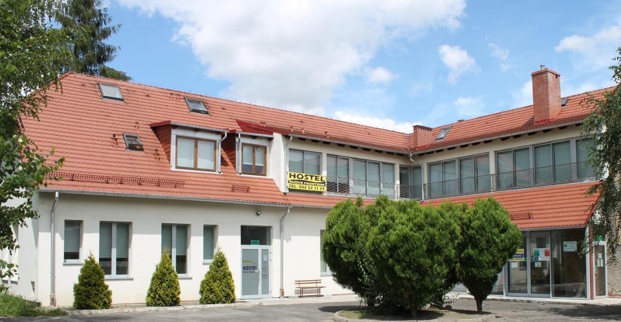 Hostel Nuove Frontiere 尼萨 外观 照片